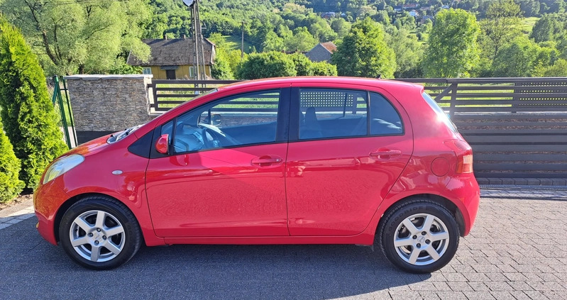 Toyota Yaris cena 14500 przebieg: 192000, rok produkcji 2006 z Kraków małe 56